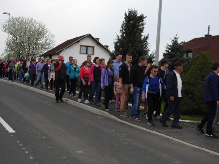 Pohod po novozgrajenih pločnikih 55